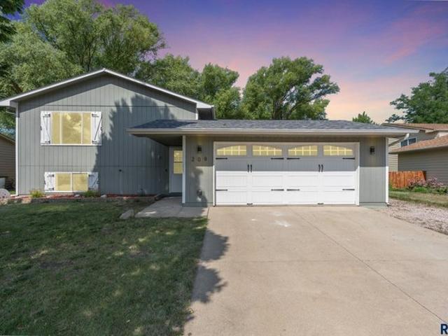 House for sale in Worthing, South Dakota