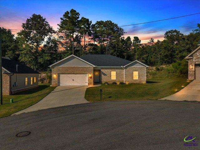 House for sale in Byron, Georgia