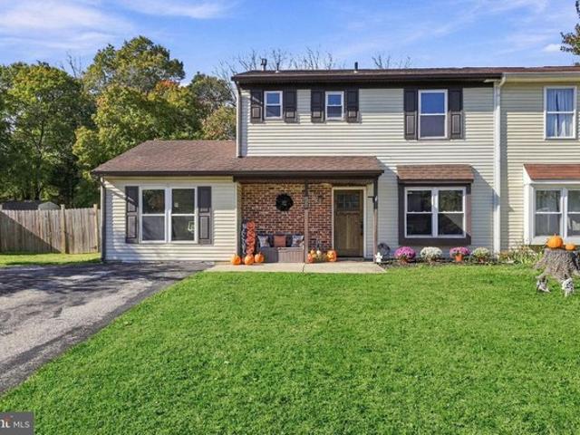 Townhouse for sale in Atco, Waterford Township
