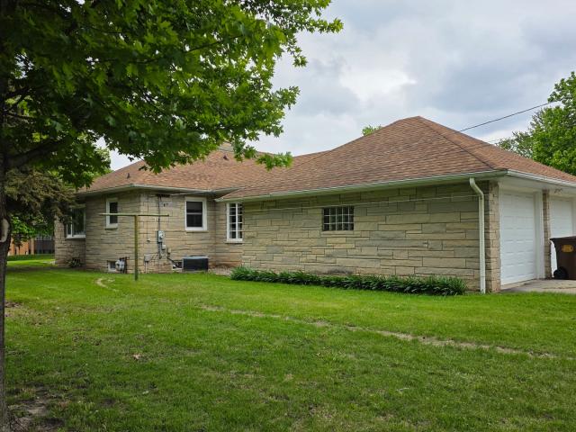 House for sale in Whiteside, Illinois