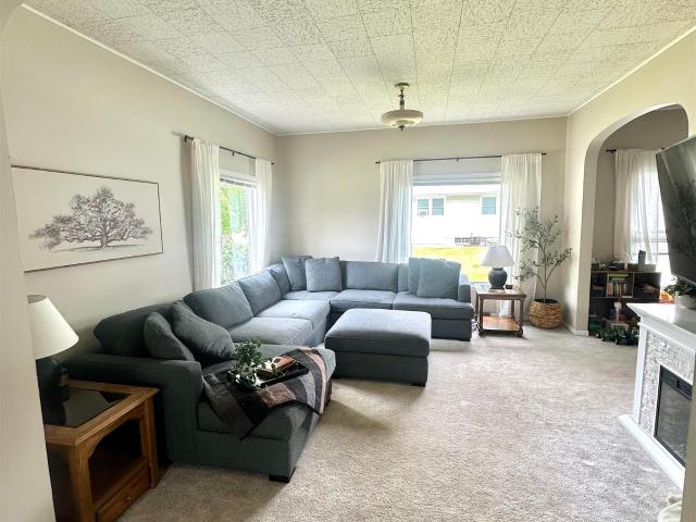House for sale in Kanawha, Iowa