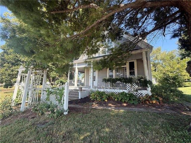 House for sale in Oregon, Holt County
