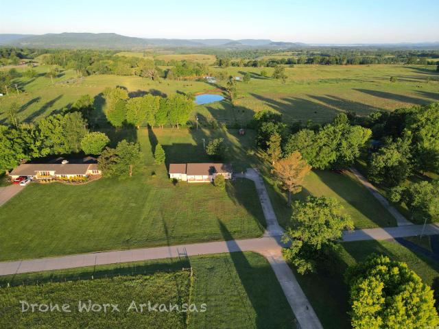 House for sale in Ark