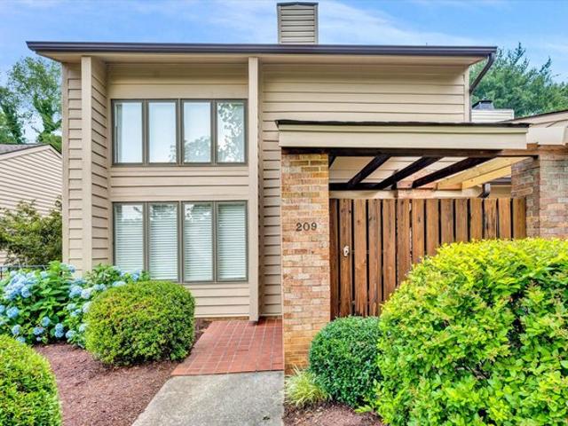 Condo for sale in Virginia