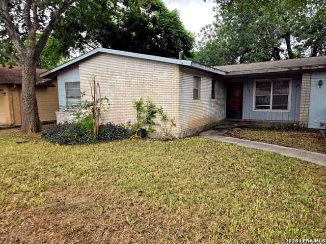 House for sale in Universal City, Texas