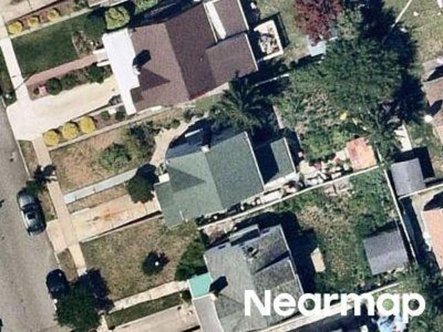 House for sale in Queens, Arverne
