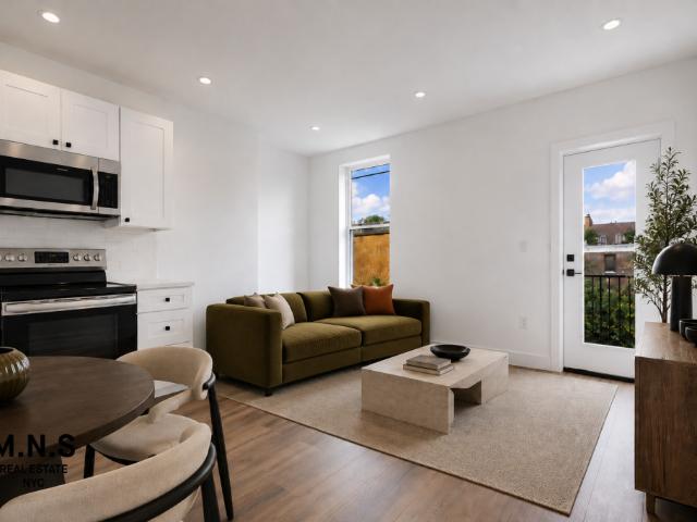 House for rent in Steinway, New York