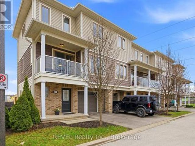 Townhouse for sale in Niagara, Ontario