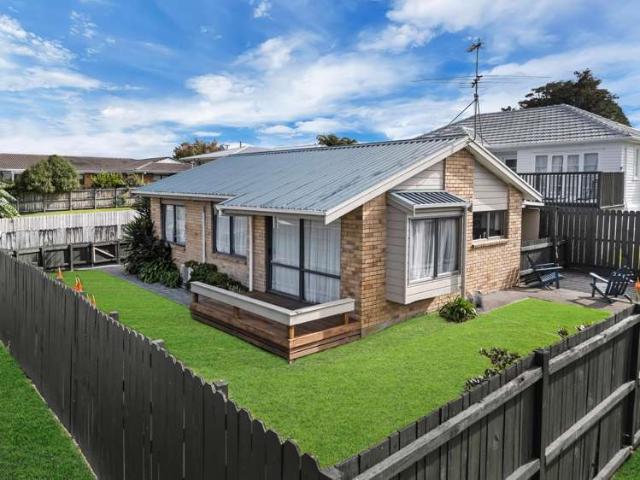 House for sale in Papakura