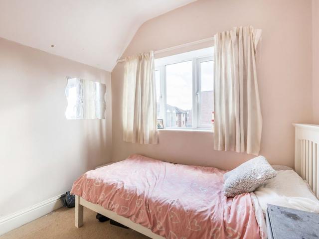 Apartment for rent in Oxted, Hillview