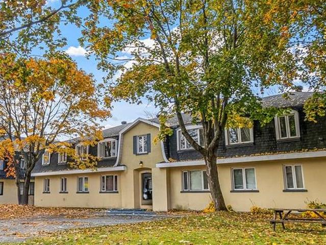 Apartment for rent in Sainte-Foy–Sillery–Cap-Rouge, Québec