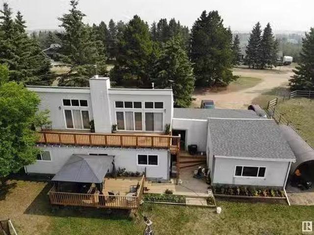 House for sale in Alberta