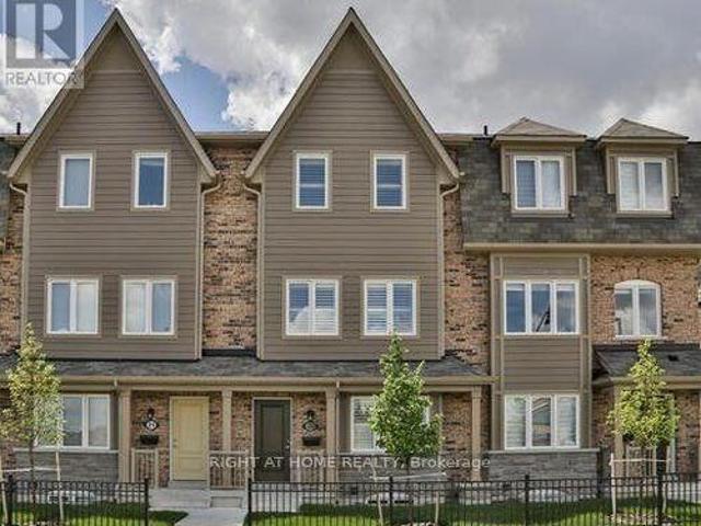 Townhouse for rent in Georgina, Ontario