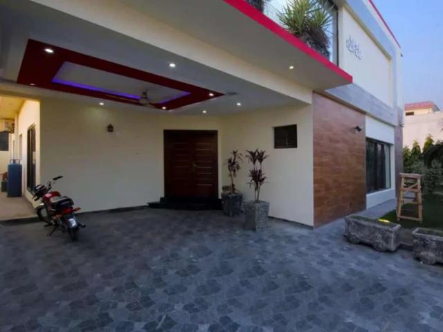 House for sale in نتھا سنگھ والا, لاہور ڈویژن
