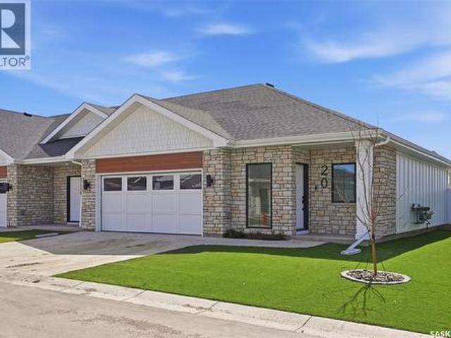 Townhouse for sale in Saskatoon, Saskatchewan
