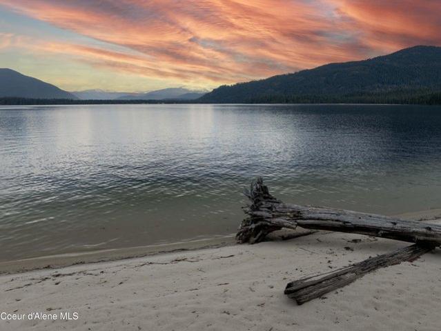 Land for sale in Coolin, Idaho