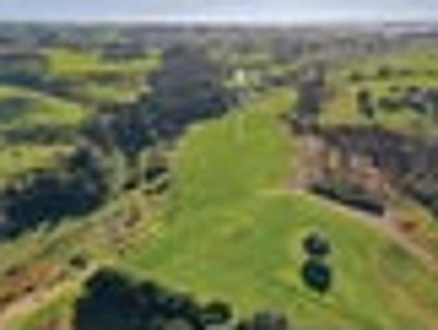 Land for sale in Awhitu