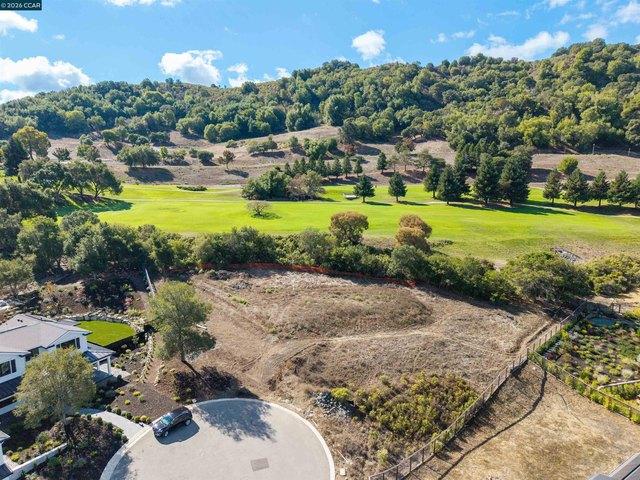 Land for sale in Orinda, California