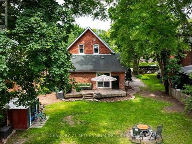 House for sale in Tottenham, Ontario