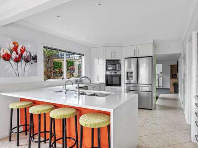 House for sale in Snells Beach