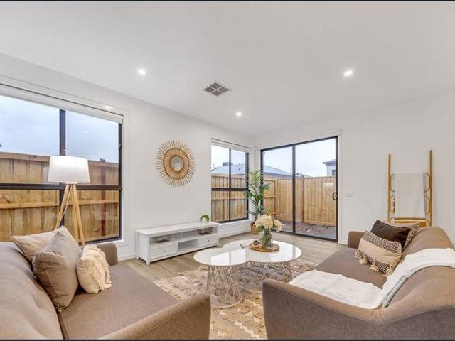 House for rent in Opalia, Melbourne