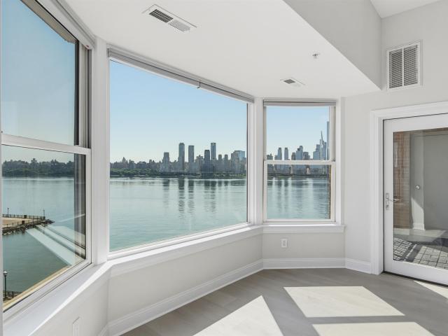 Condo for sale in Hudson, New Jersey