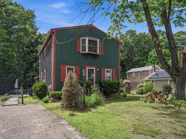 House for sale in Hanson, Massachusetts