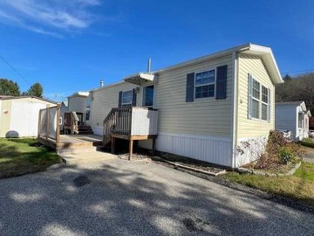 House for sale in Mansfield Center, Connecticut