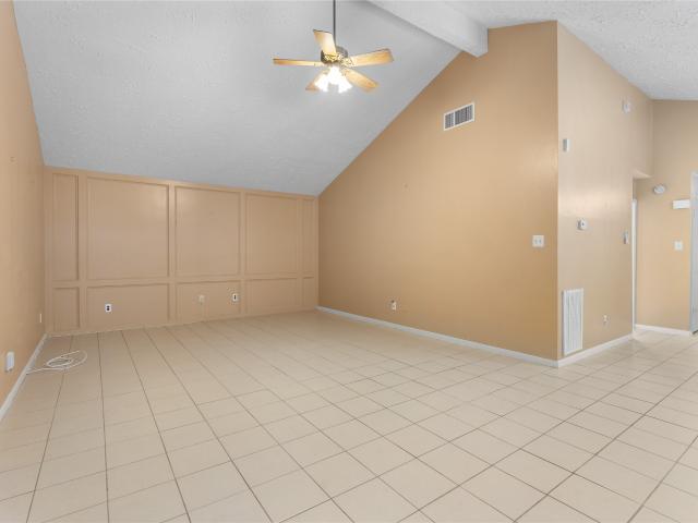 Townhouse for sale in Missouri City, Texas