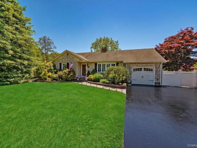 House for sale in Centereach, New York