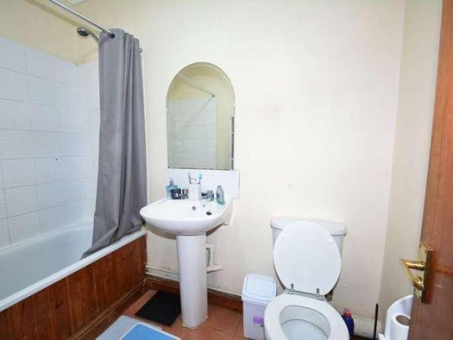 Flat for sale in Sheerness, Oad Street