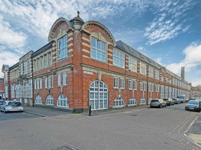 Flat for sale in Black Friars, Leicester