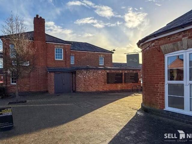Farm for sale in Northampton, Northamptonshire