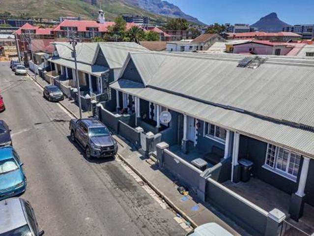 House for sale in Cape Town, Western Cape