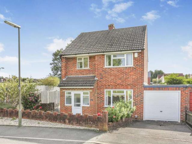 Property for rent in Woodbridge Hill, Westborough