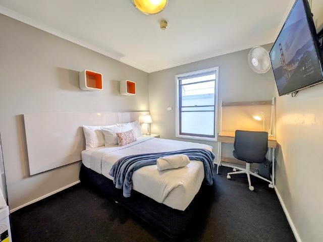 Room for rent in Inner West, Sydney