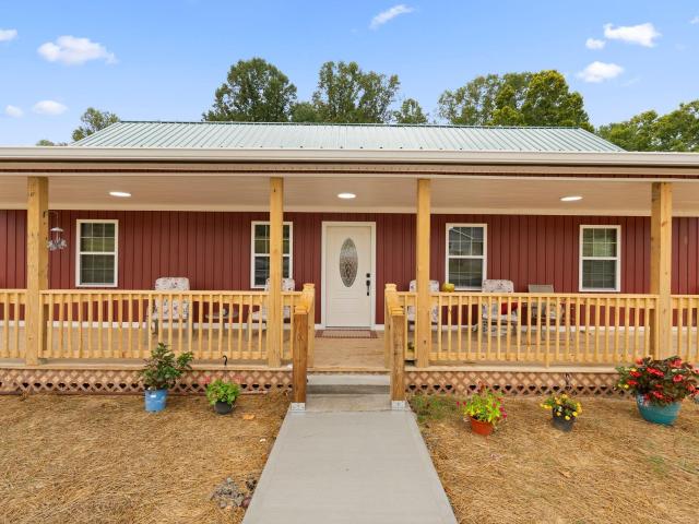 House for sale in Irvine, Estill County
