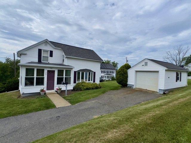 House for sale in Spencer, Massachusetts