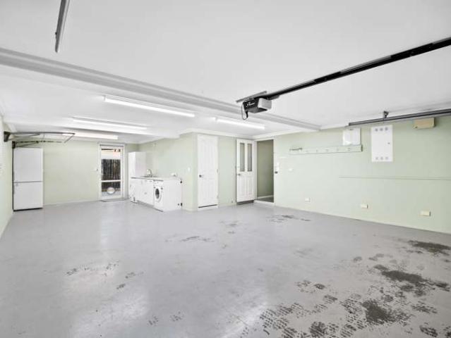 House for sale in Chaslands, Canterbury