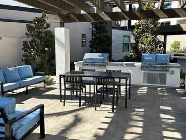 Townhouse for sale in Stanton, Orange County
