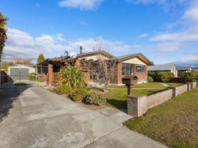 House for sale in Otakou