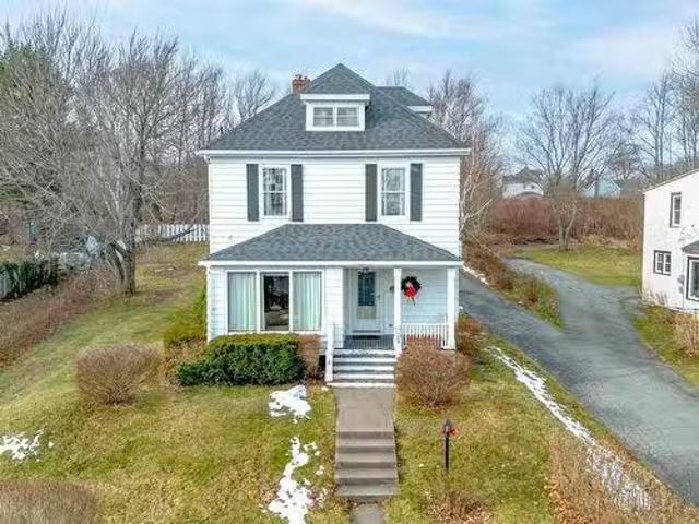 House for sale in Sydney Mines, Nova Scotia