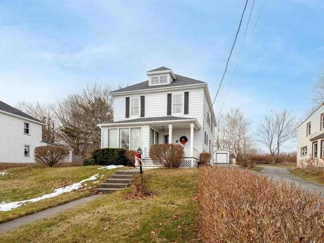 House for sale in Sydney Mines, Nova Scotia