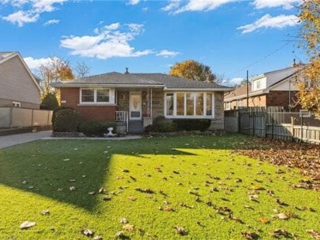 Property for sale in Ancaster, Ontario