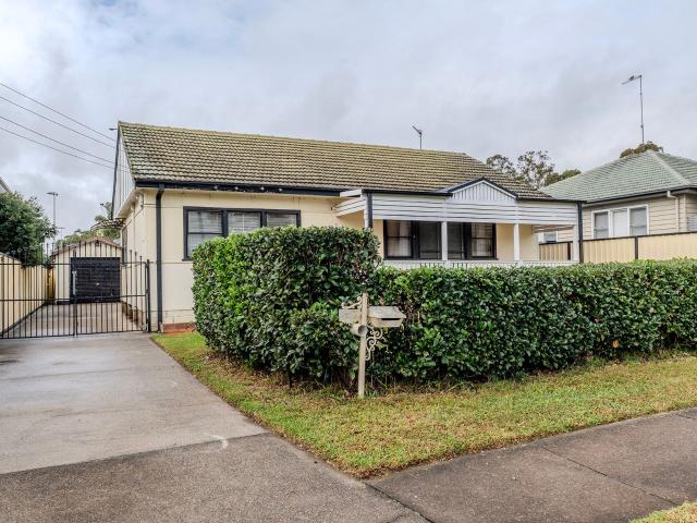 Granny Flat for rent in Sydney, New South Wales