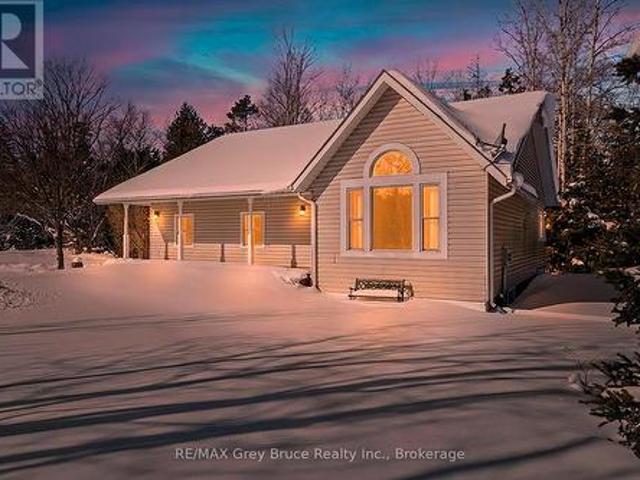 House for sale in Northern Bruce Peninsula, Ontario