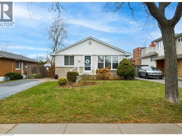 House for sale in Ancaster, Ontario