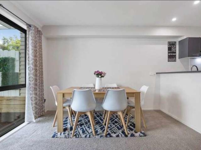 Townhouse for sale in Howick, Oroua County