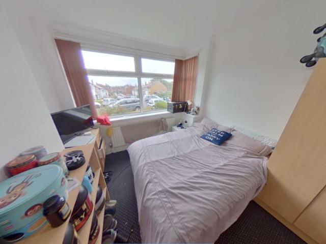 House for rent in Hyde Park, West Yorkshire