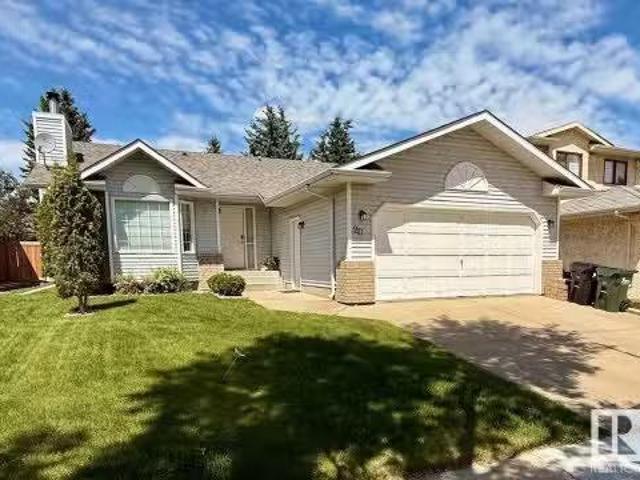 House for sale in Sherwood Park, Alberta
